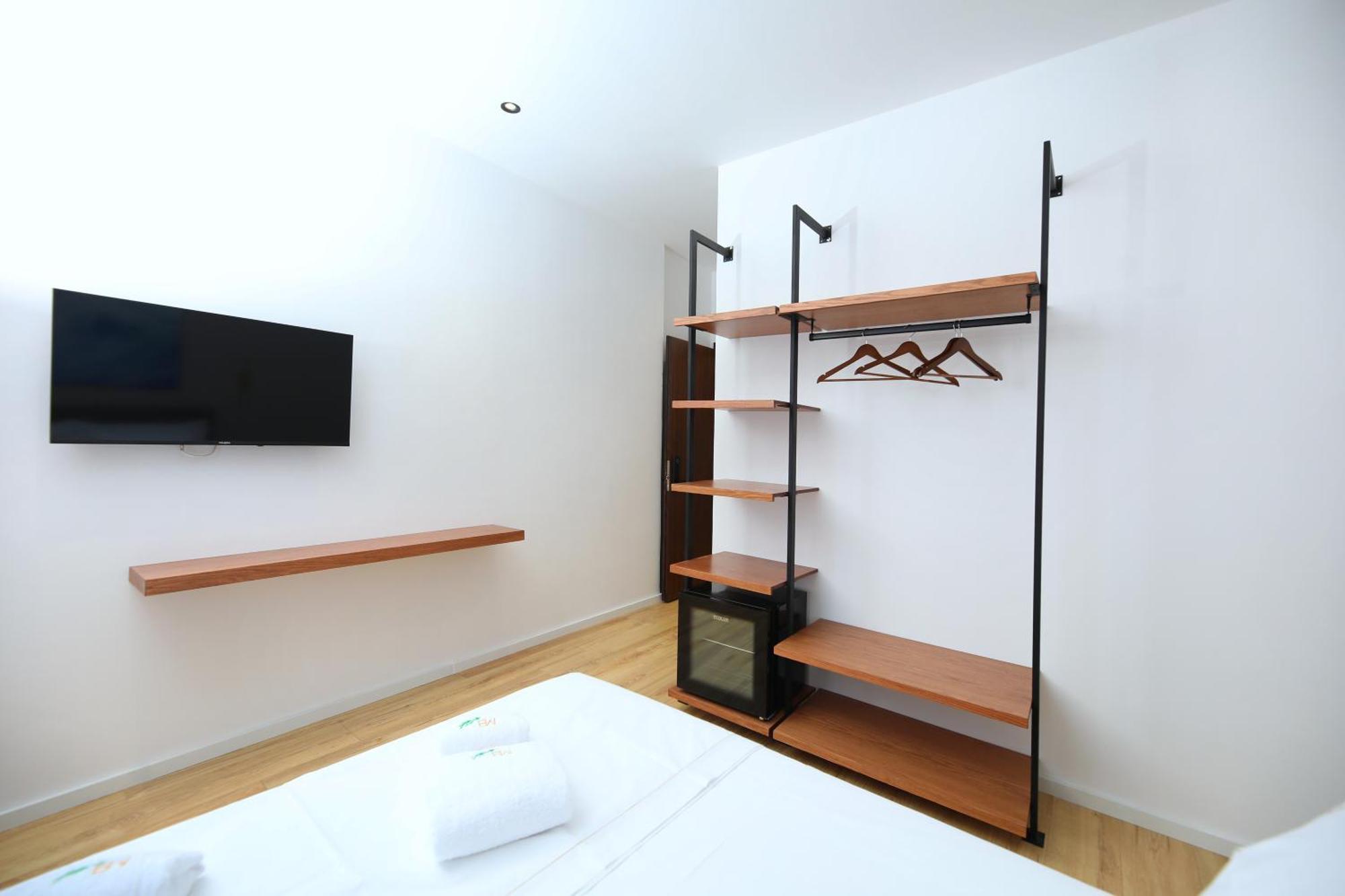 Mezzanine Bay Hotel Himara Kültér fotó