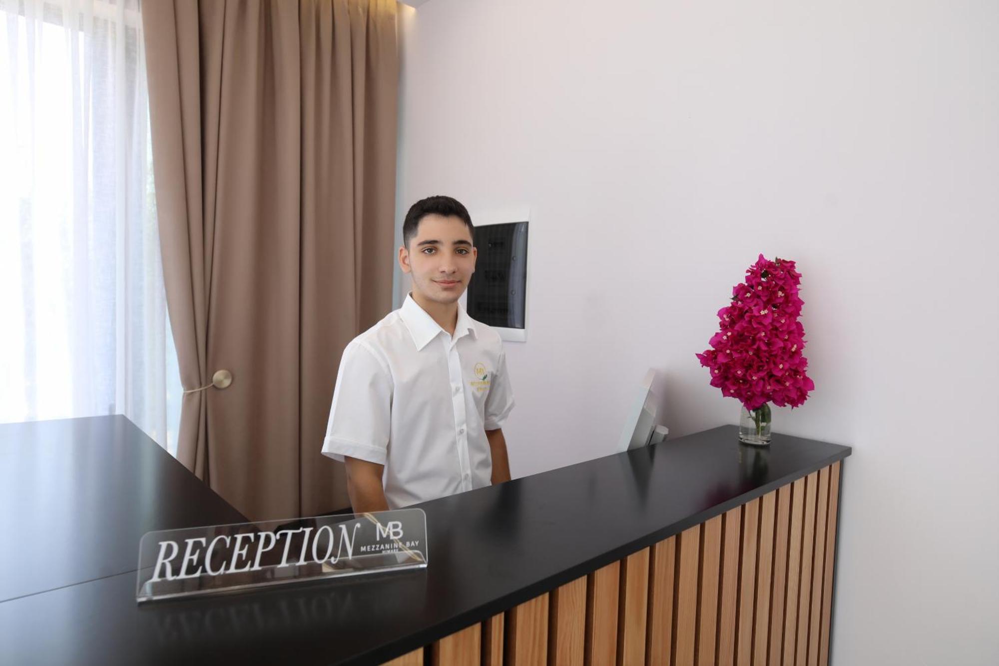 Mezzanine Bay Hotel Himara Kültér fotó