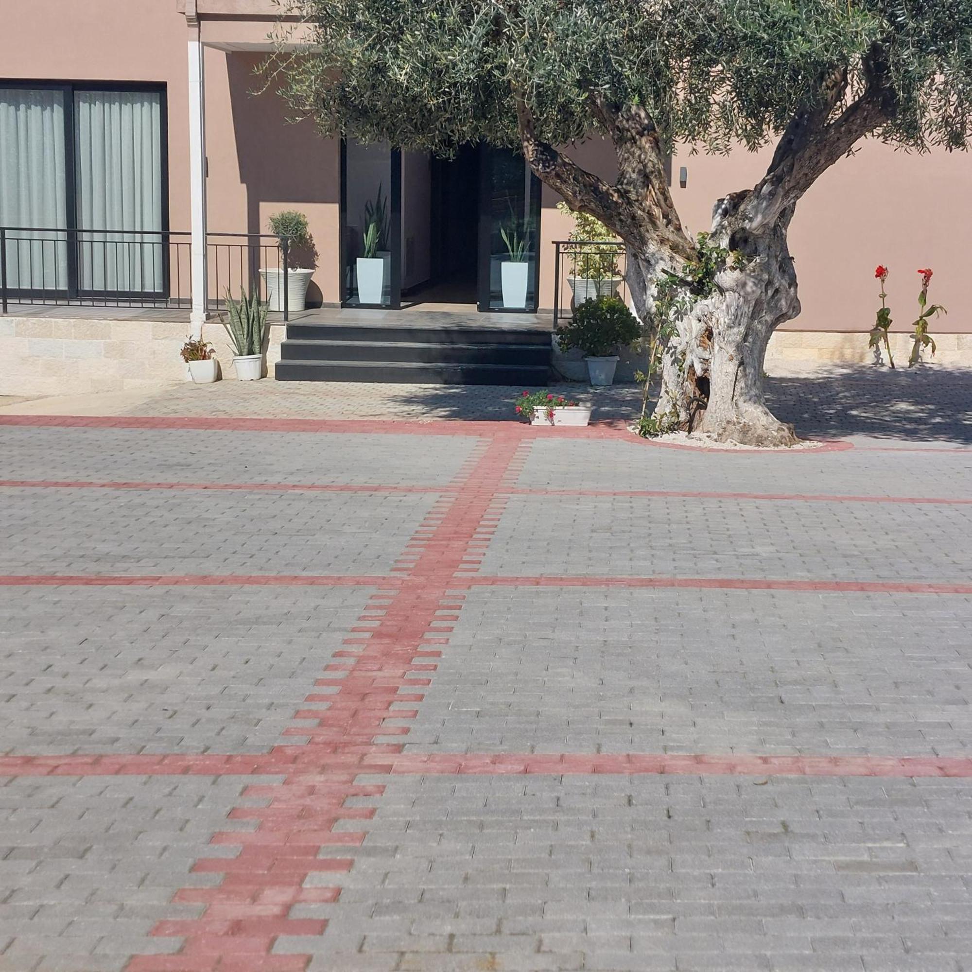 Mezzanine Bay Hotel Himara Kültér fotó